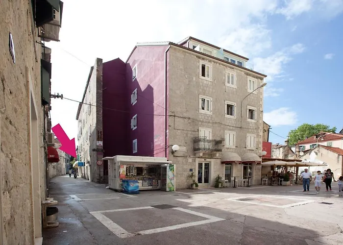 Appartement Veli Varos Split