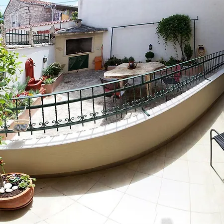 Veli Varos * Split