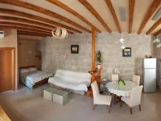 Veli Varos Apartman *