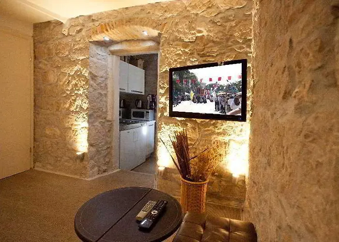 Veli Varos Apartamento *