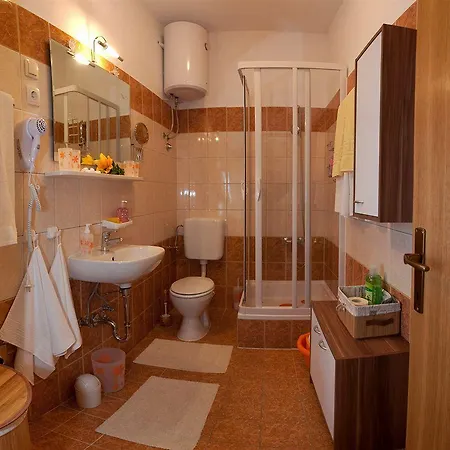 Veli Varos Apartment Split