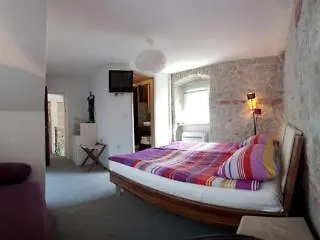 Veli Varos Split