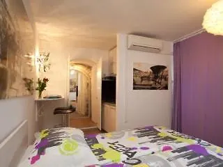 Veli Varos Apartment