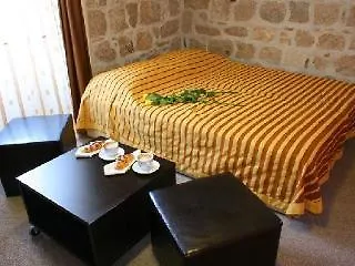 Veli Varos Apartment